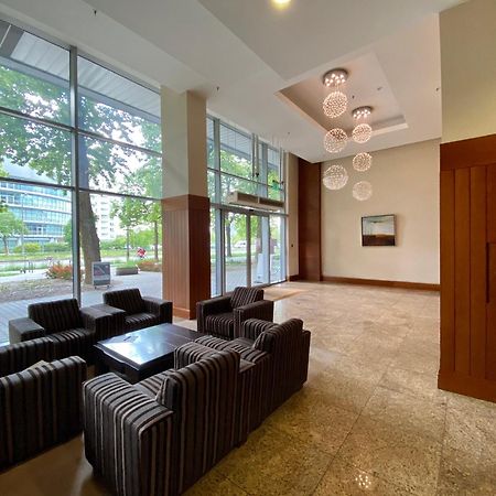 Two Rooms Apartment Triton Park 바르샤바 외부 사진