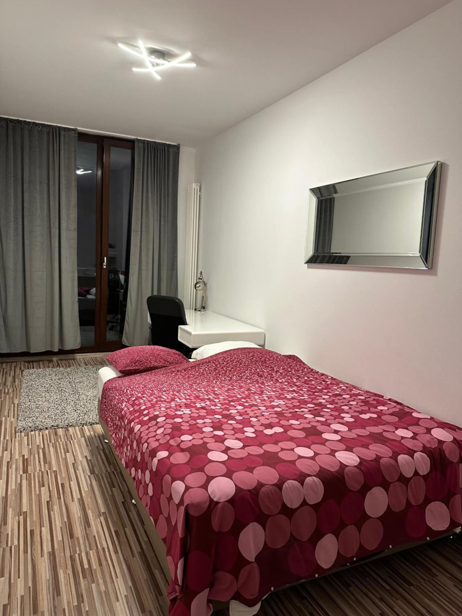 Two Rooms Apartment Triton Park 바르샤바 외부 사진