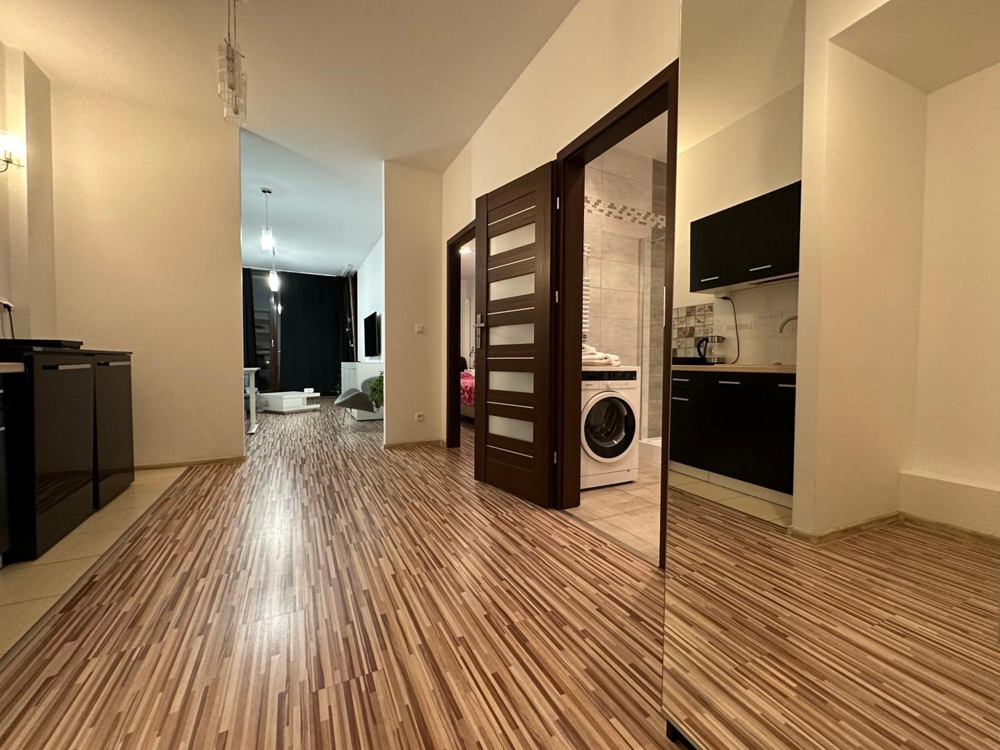Two Rooms Apartment Triton Park 바르샤바 외부 사진