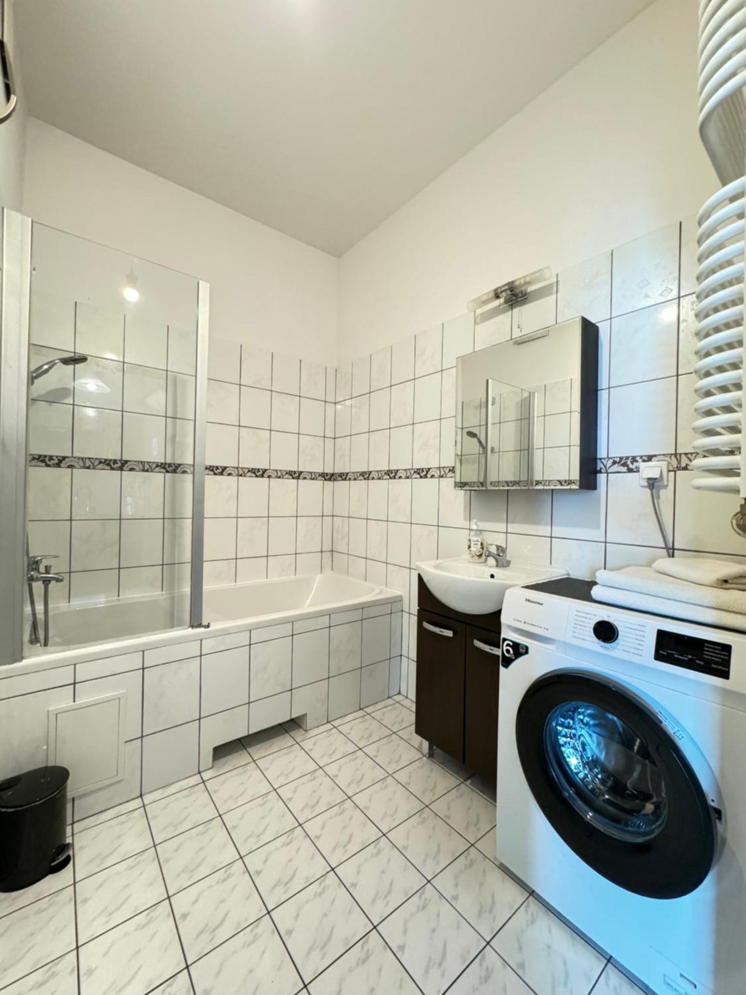 Two Rooms Apartment Triton Park 바르샤바 외부 사진